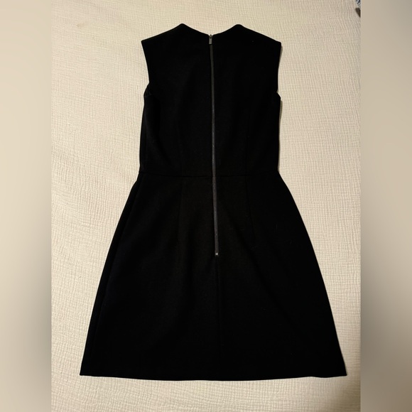 Black French connection mini dress - Picture 2 of 3